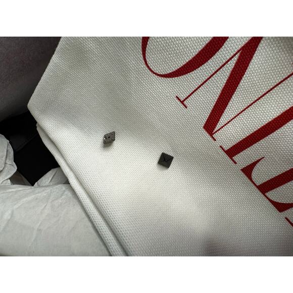 Valentino Garavani NIB M-Way Rock Stud Beatle Boots in Black Size 40 - Picture 15 of 15